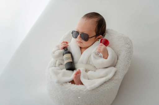 滦南宝宝睡觉翻滚